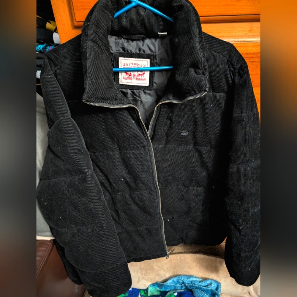 Levi's Zoe corduroy puffer jacket